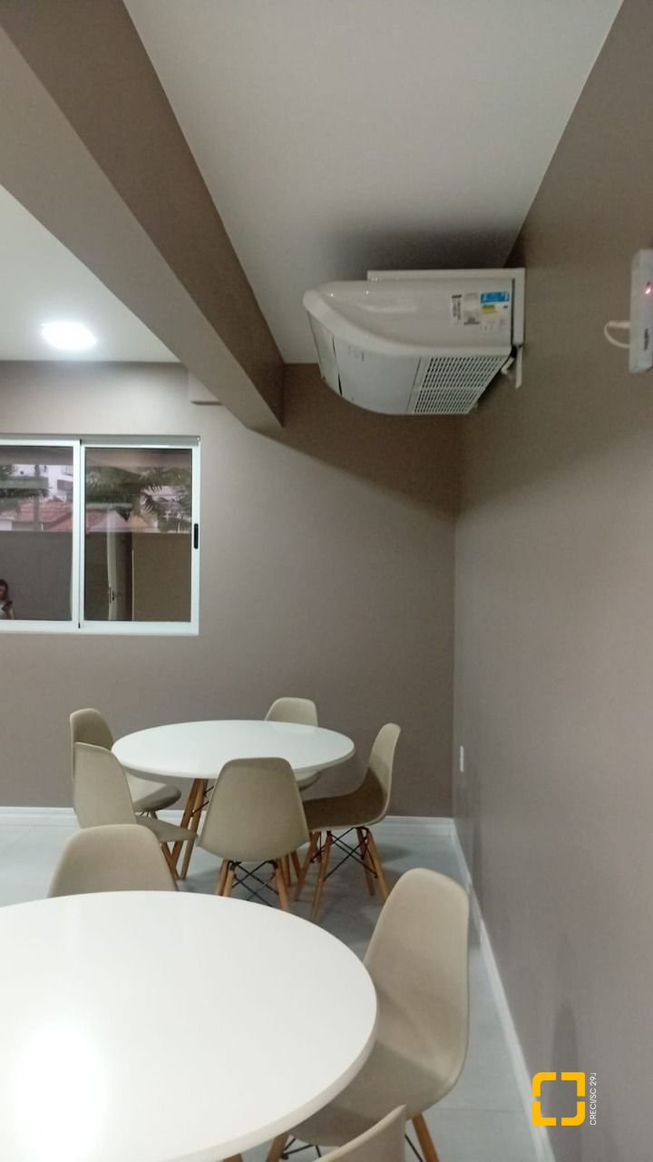 Apartamento com 66m², 2 quartos, 1 garagem, no bairro Pedra Branca em Palhoça