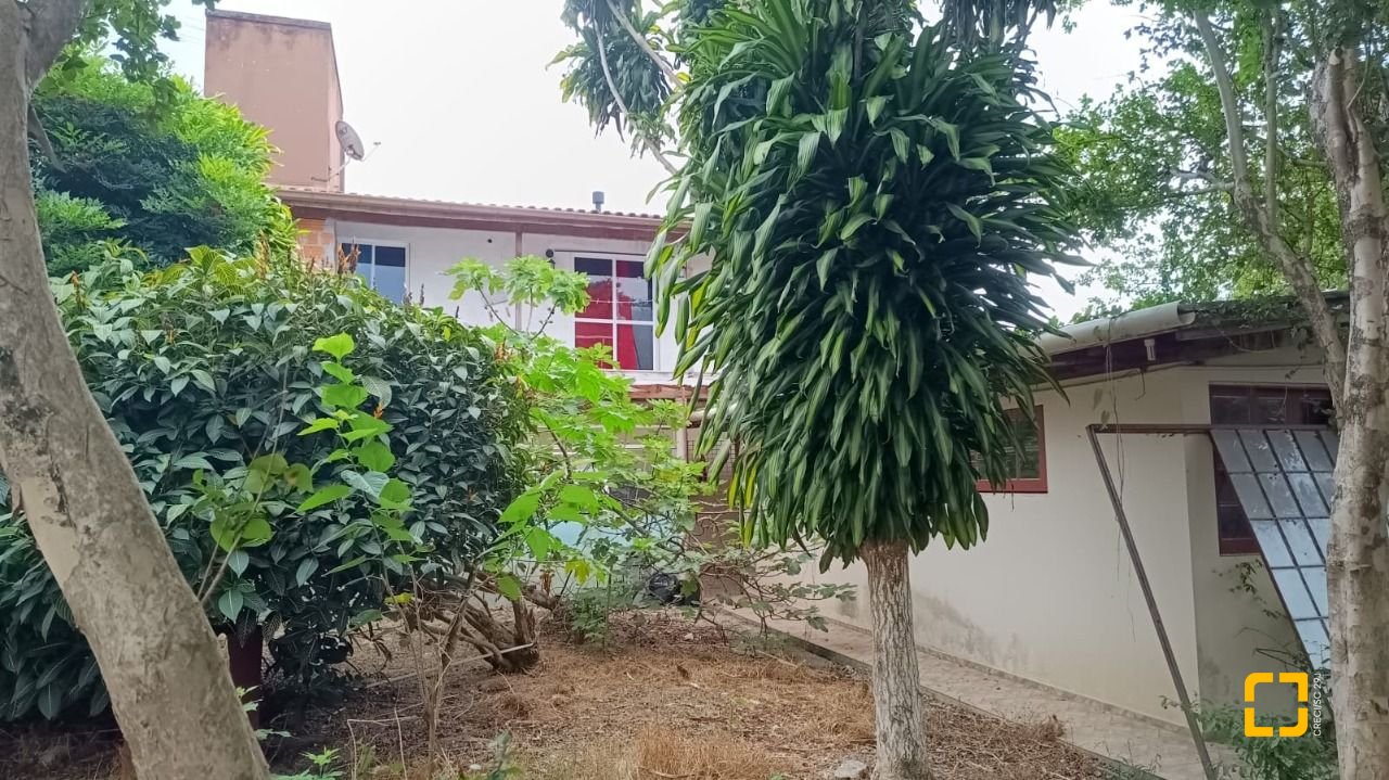 Terreno com 2425m², no bairro Ponte do Imaruim em Palhoça
