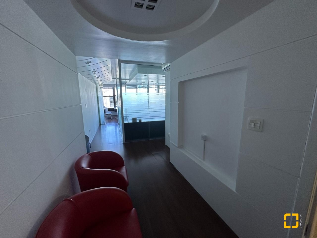 Sala com 65m², no bairro Centro em Florianópolis