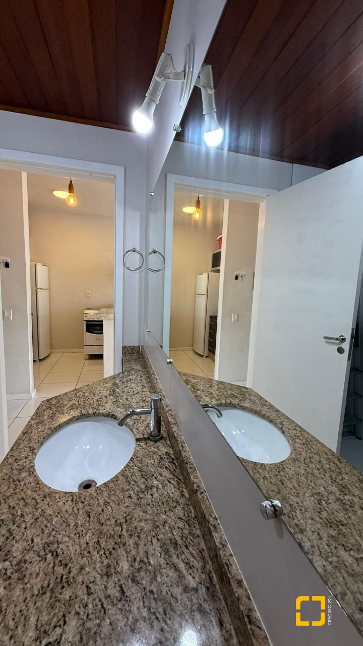 Apartamento com 42m², 1 quarto, 1 garagem, no bairro Ingleses em Florianópolis