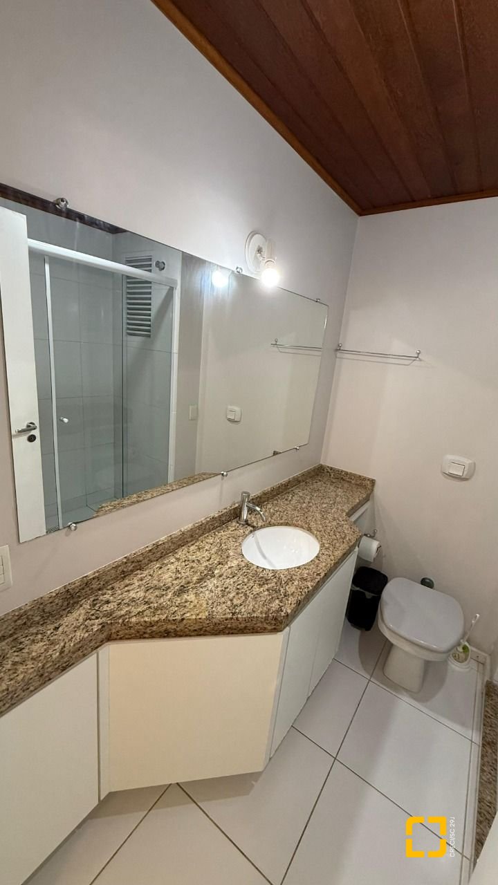 Apartamento com 42m², 1 quarto, 1 garagem, no bairro Ingleses em Florianópolis