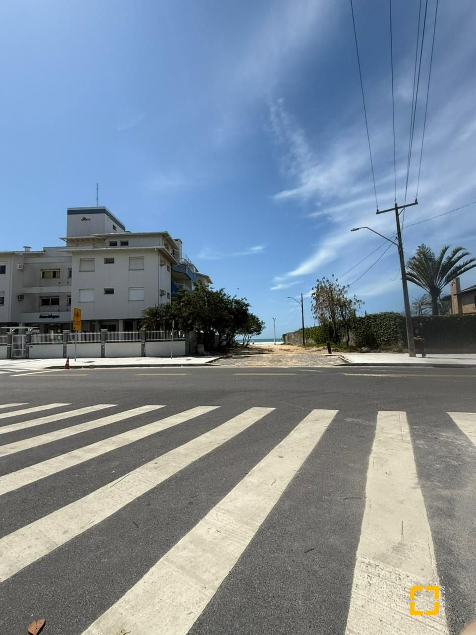 Apartamento com 42m², 1 quarto, 1 garagem, no bairro Ingleses em Florianópolis
