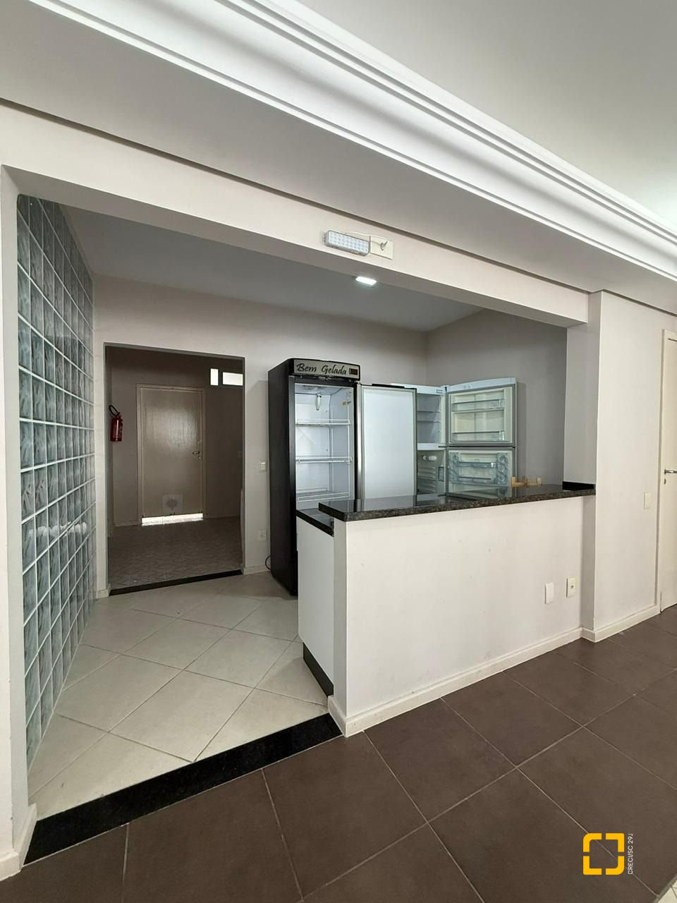 Apartamento com 42m², 1 quarto, 1 garagem, no bairro Ingleses em Florianópolis