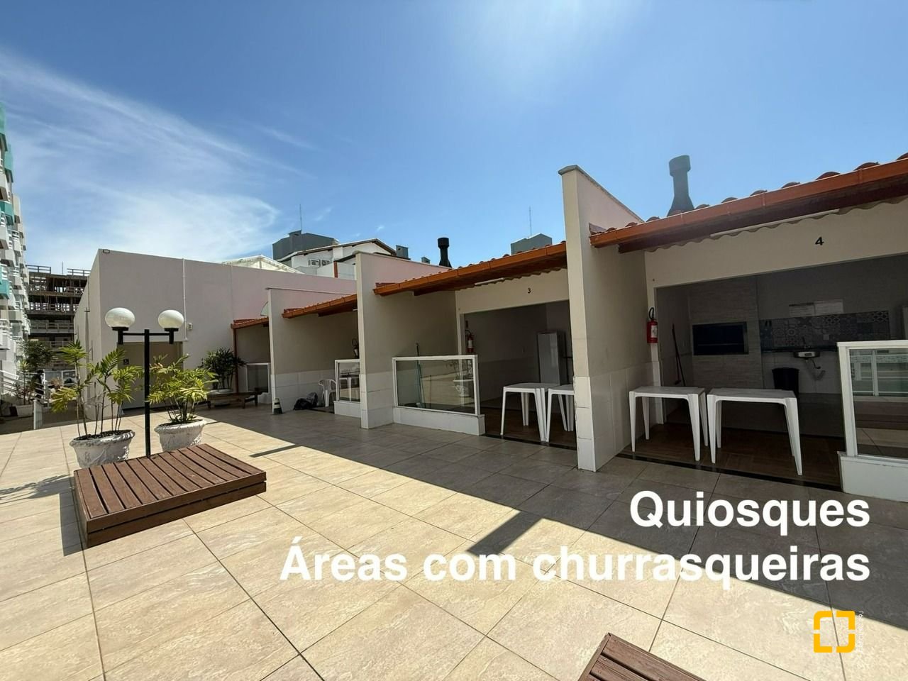 Apartamento com 42m², 1 quarto, 1 garagem, no bairro Ingleses em Florianópolis