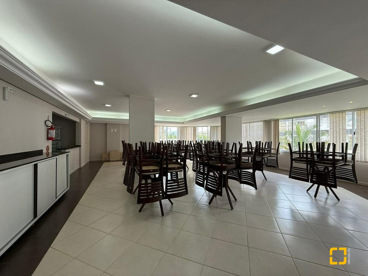 Apartamento com 42m², 1 quarto, 1 garagem, no bairro Ingleses em Florianópolis