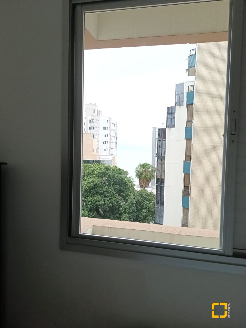 Apartamento com 89m², 4 quartos (sendo 1 suíte), 1 garagem, no bairro Centro em Florianópolis