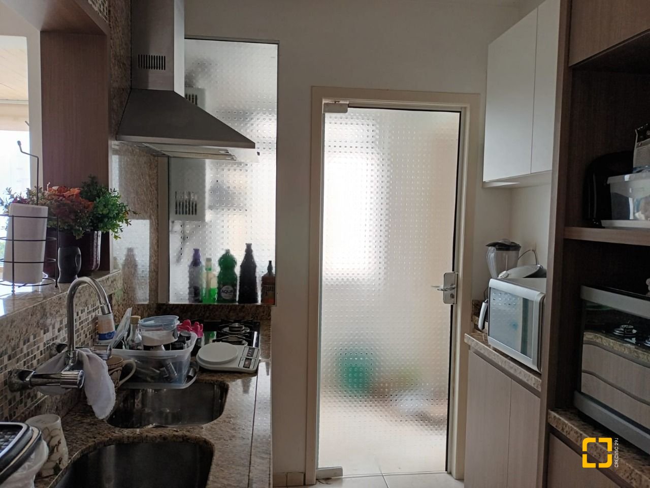 Apartamento com 89m², 4 quartos (sendo 1 suíte), 1 garagem, no bairro Centro em Florianópolis
