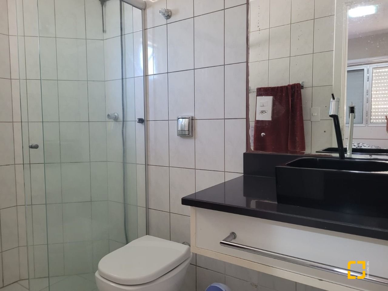 Cobertura com 127m², 3 quartos (sendo 1 suíte), 2 garagens, no bairro Saco Grande em Florianópolis