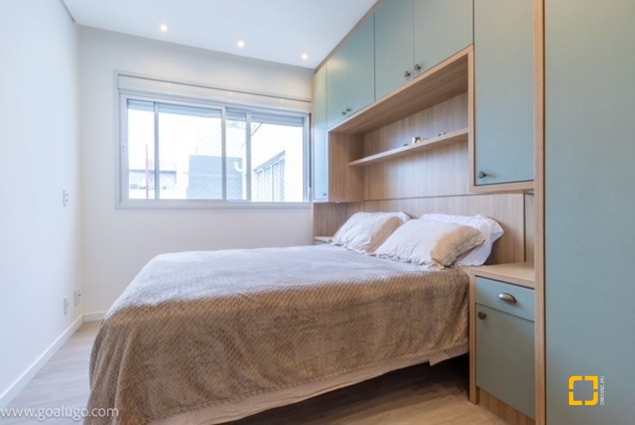 Apartamento com 75m², 3 quartos (sendo 1 suíte), 2 garagens, no bairro Campeche em Florianópolis
