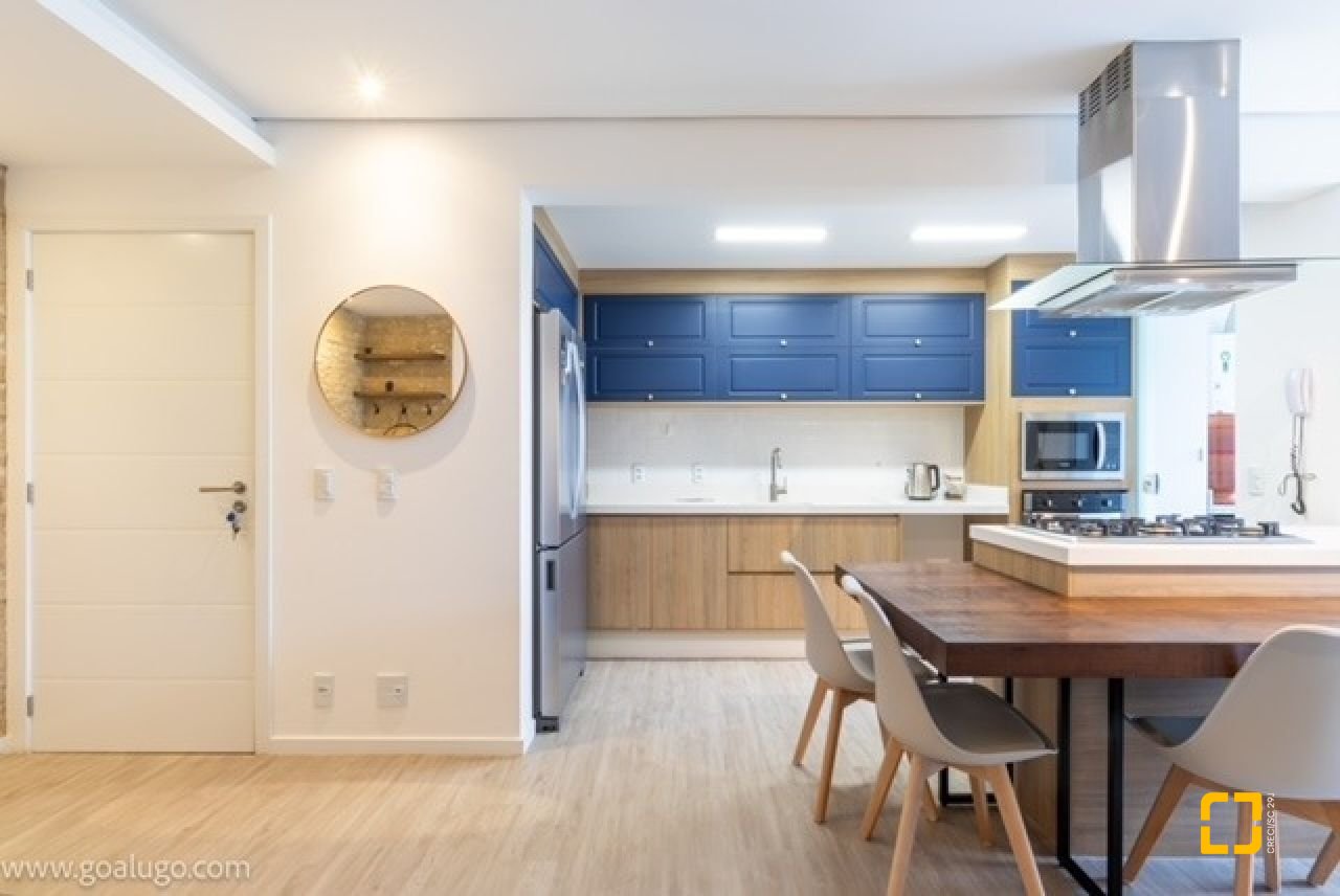 Apartamento com 75m², 3 quartos (sendo 1 suíte), 2 garagens, no bairro Campeche em Florianópolis
