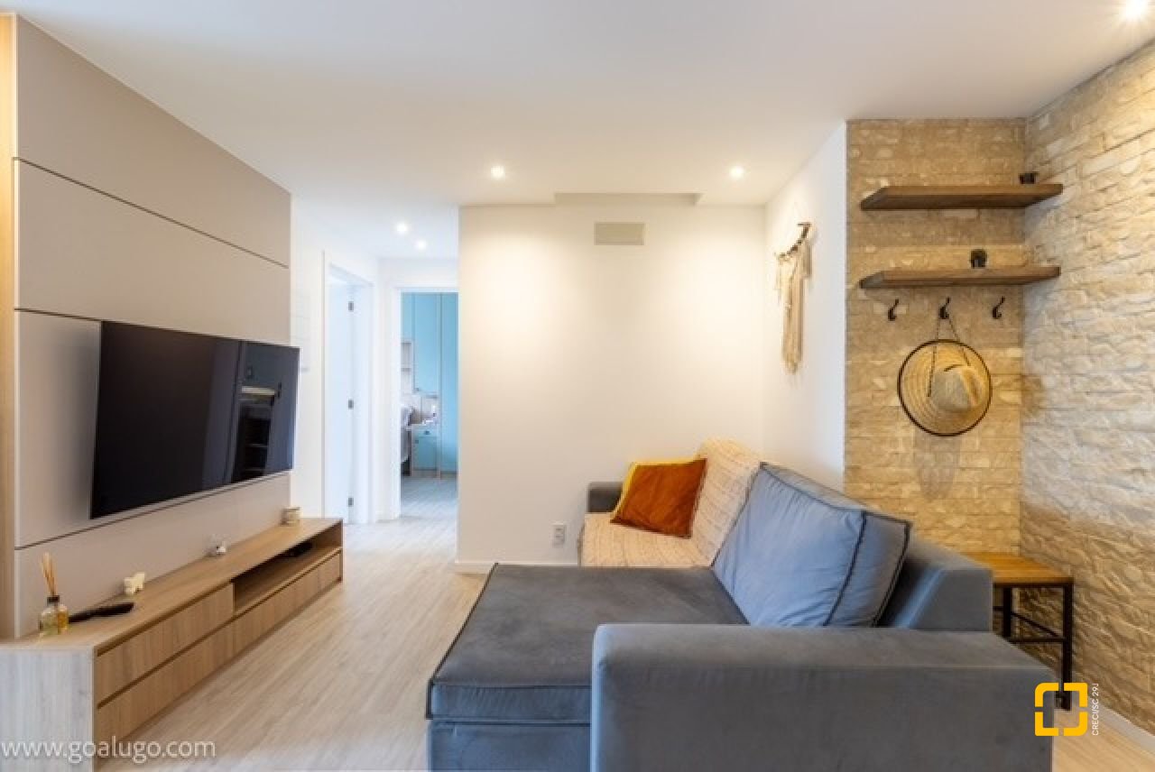 Apartamento com 75m², 3 quartos (sendo 1 suíte), 2 garagens, no bairro Campeche em Florianópolis