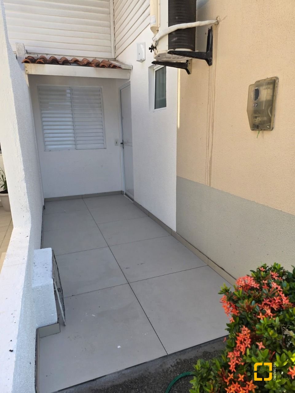 Casa de Condomínio com 67m², 3 quartos, 2 garagens, no bairro Bela Vista em Palhoça