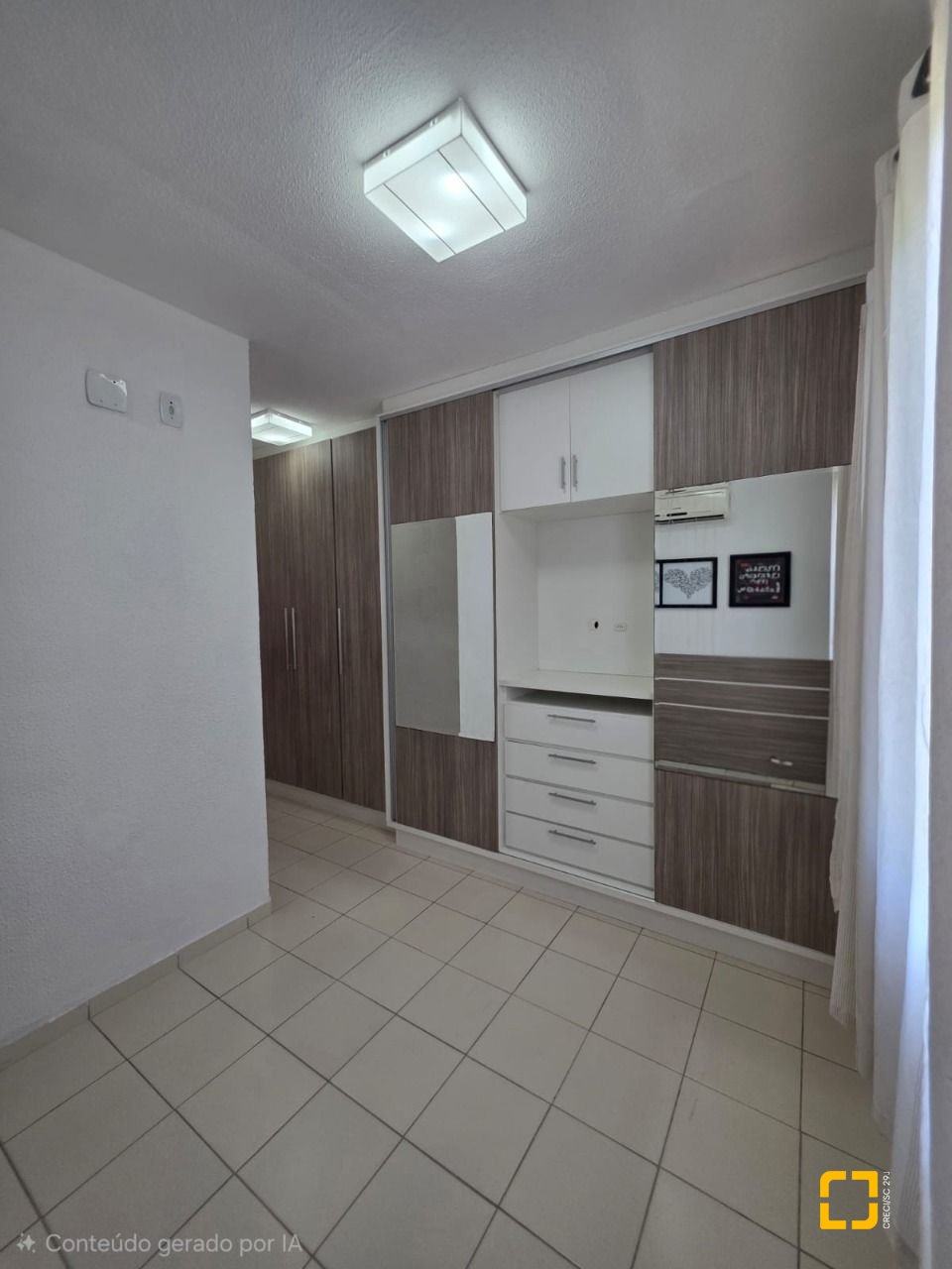 Casa de Condomínio com 67m², 3 quartos, 2 garagens, no bairro Bela Vista em Palhoça