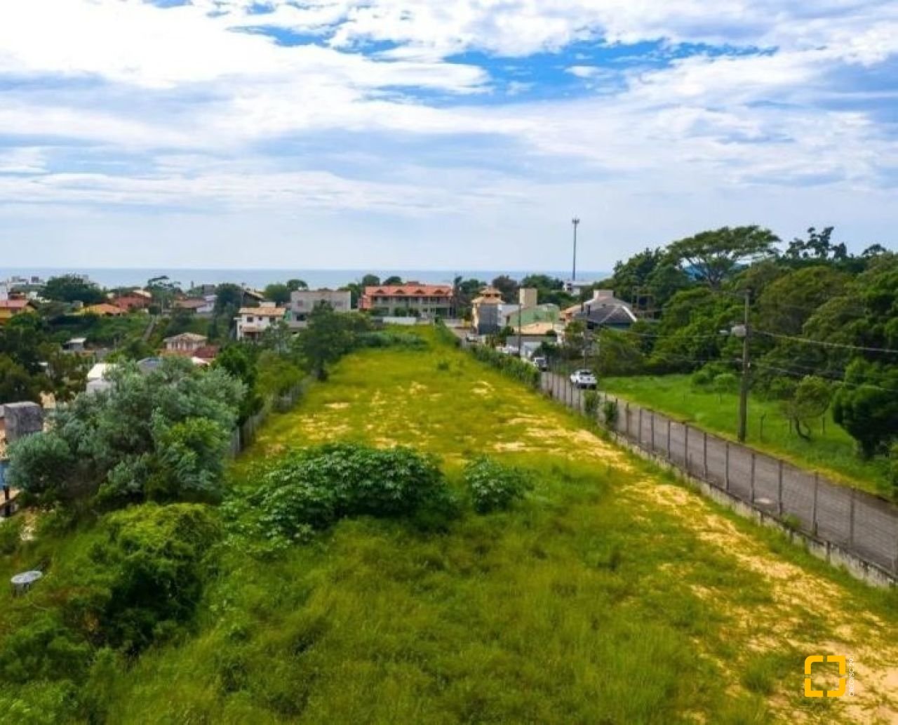 Terreno com 6000m², no bairro Campeche em Florianópolis
