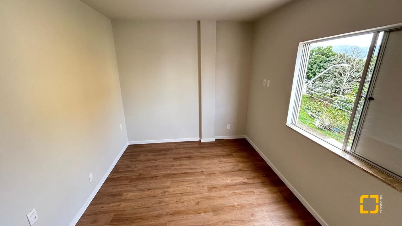 Apartamento com 89m², 4 quartos (sendo 1 suíte), 1 garagem, no bairro Trindade em Florianópolis