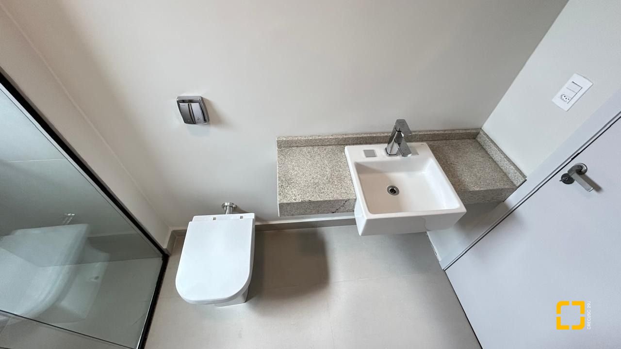 Apartamento com 89m², 4 quartos (sendo 1 suíte), 1 garagem, no bairro Trindade em Florianópolis