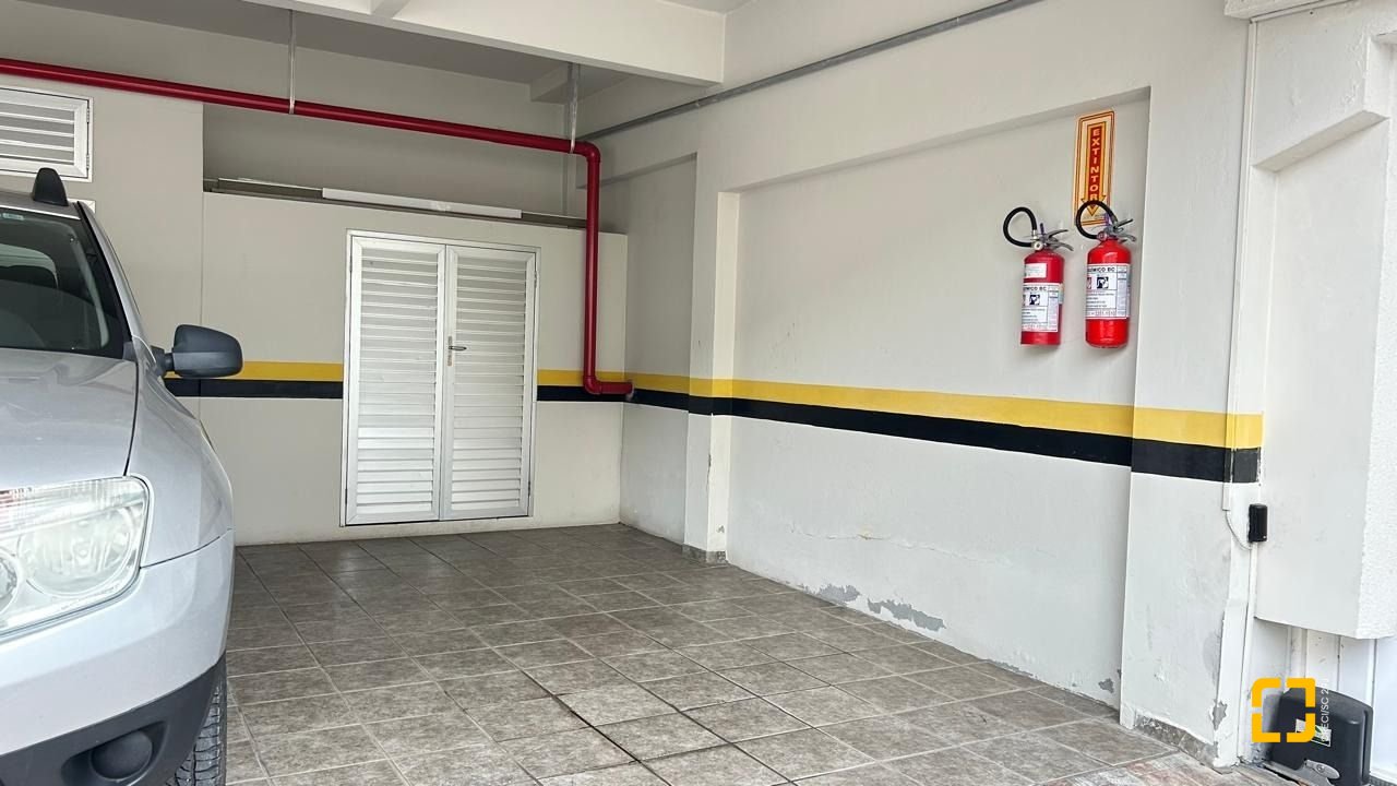 Apartamento com 89m², 4 quartos (sendo 1 suíte), 1 garagem, no bairro Trindade em Florianópolis