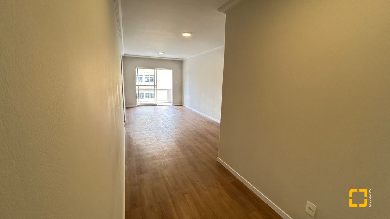 Apartamento com 89m², 4 quartos (sendo 1 suíte), 1 garagem, no bairro Trindade em Florianópolis