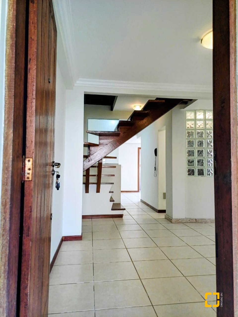 Casa de Condomínio com 200m², 3 quartos (sendo 1 suíte), 2 garagens, no bairro Santo Antônio de Lisboa em Florianópolis