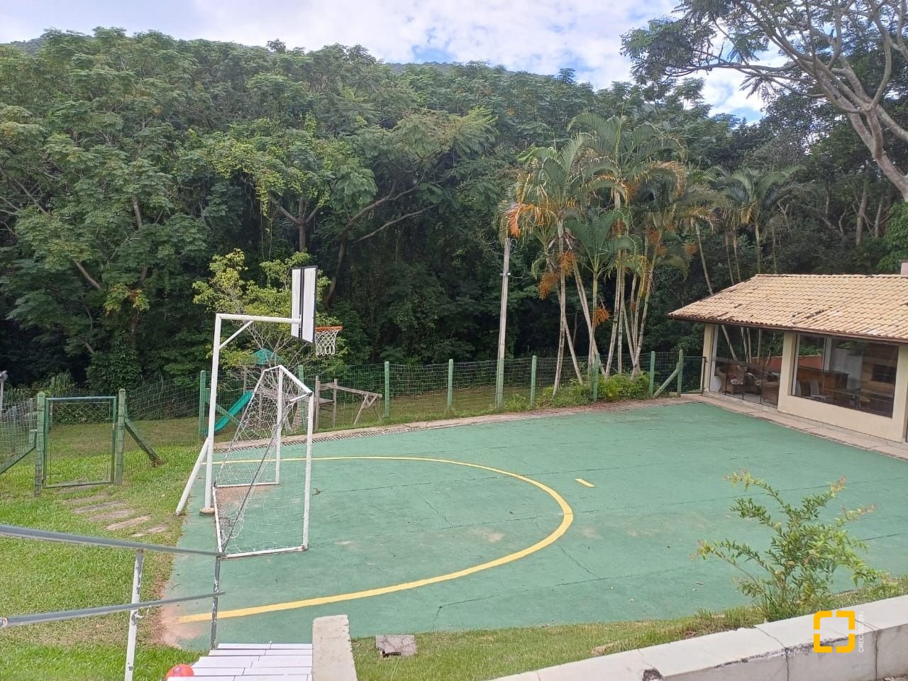 Casa de Condomínio com 200m², 3 quartos (sendo 1 suíte), 2 garagens, no bairro Santo Antônio de Lisboa em Florianópolis