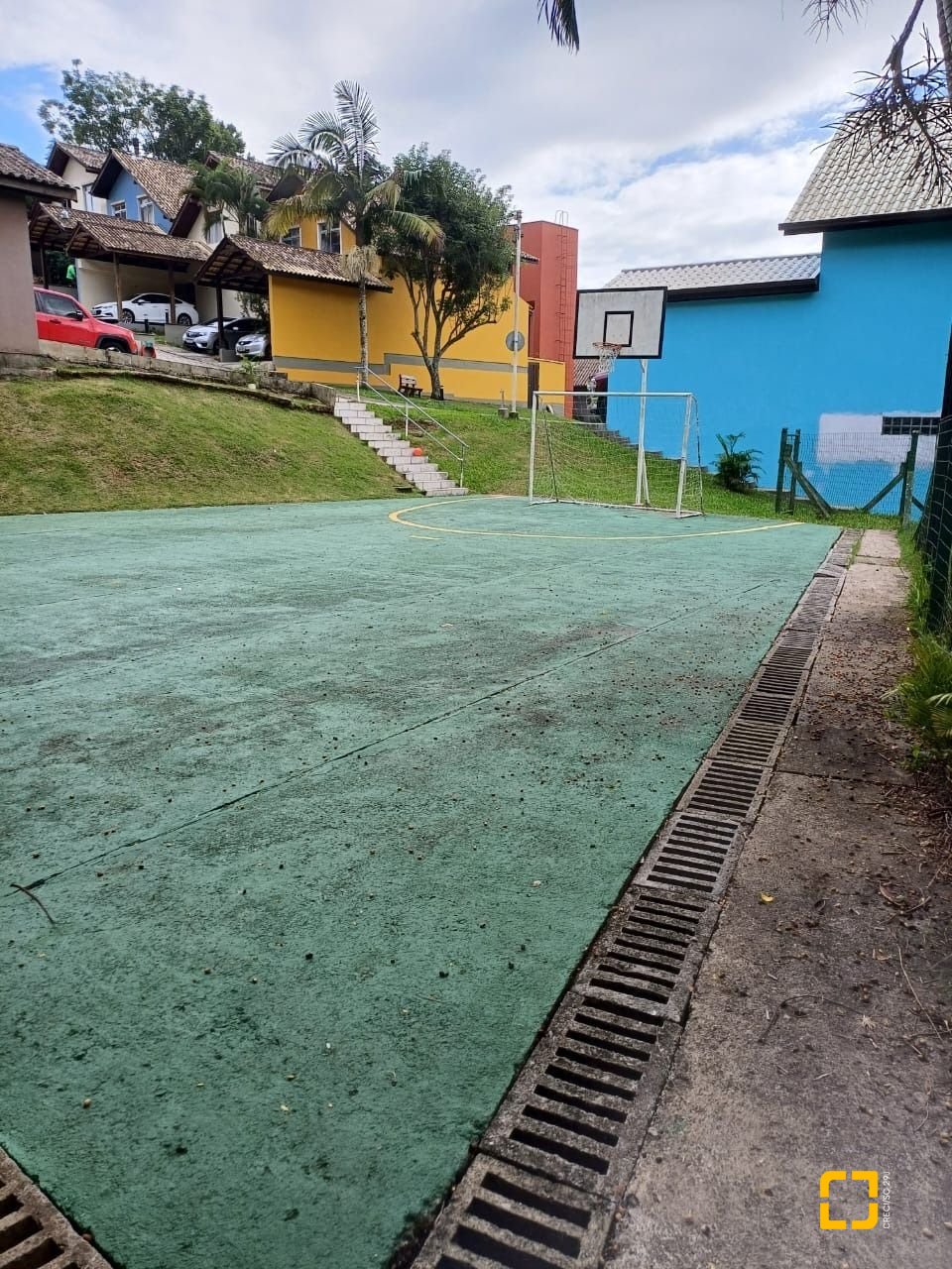 Casa de Condomínio com 200m², 3 quartos (sendo 1 suíte), 2 garagens, no bairro Santo Antônio de Lisboa em Florianópolis