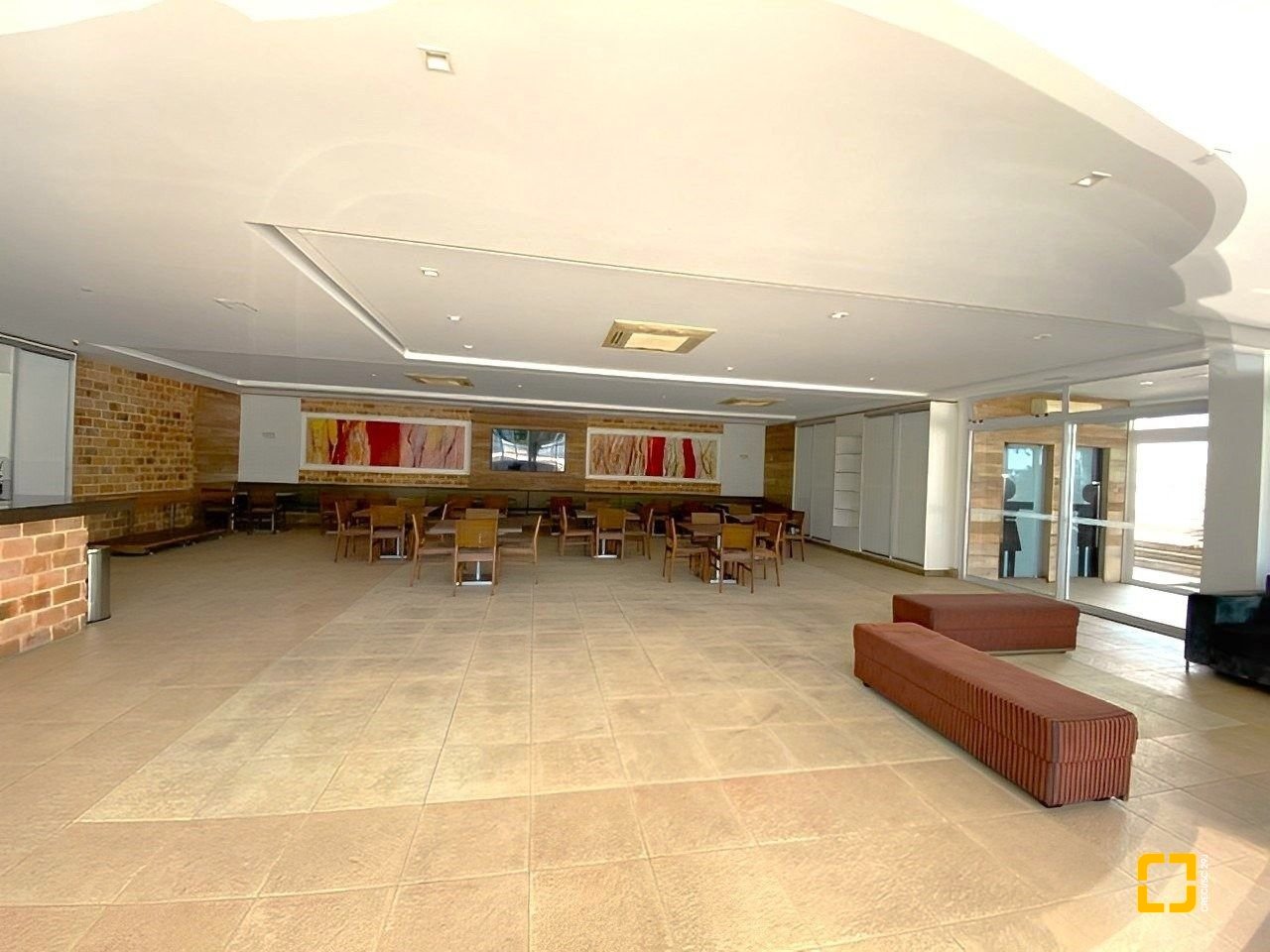 Apartamento com 156m², 6 quartos (sendo 3 suítes), 2 garagens, no bairro João Paulo em Florianópolis