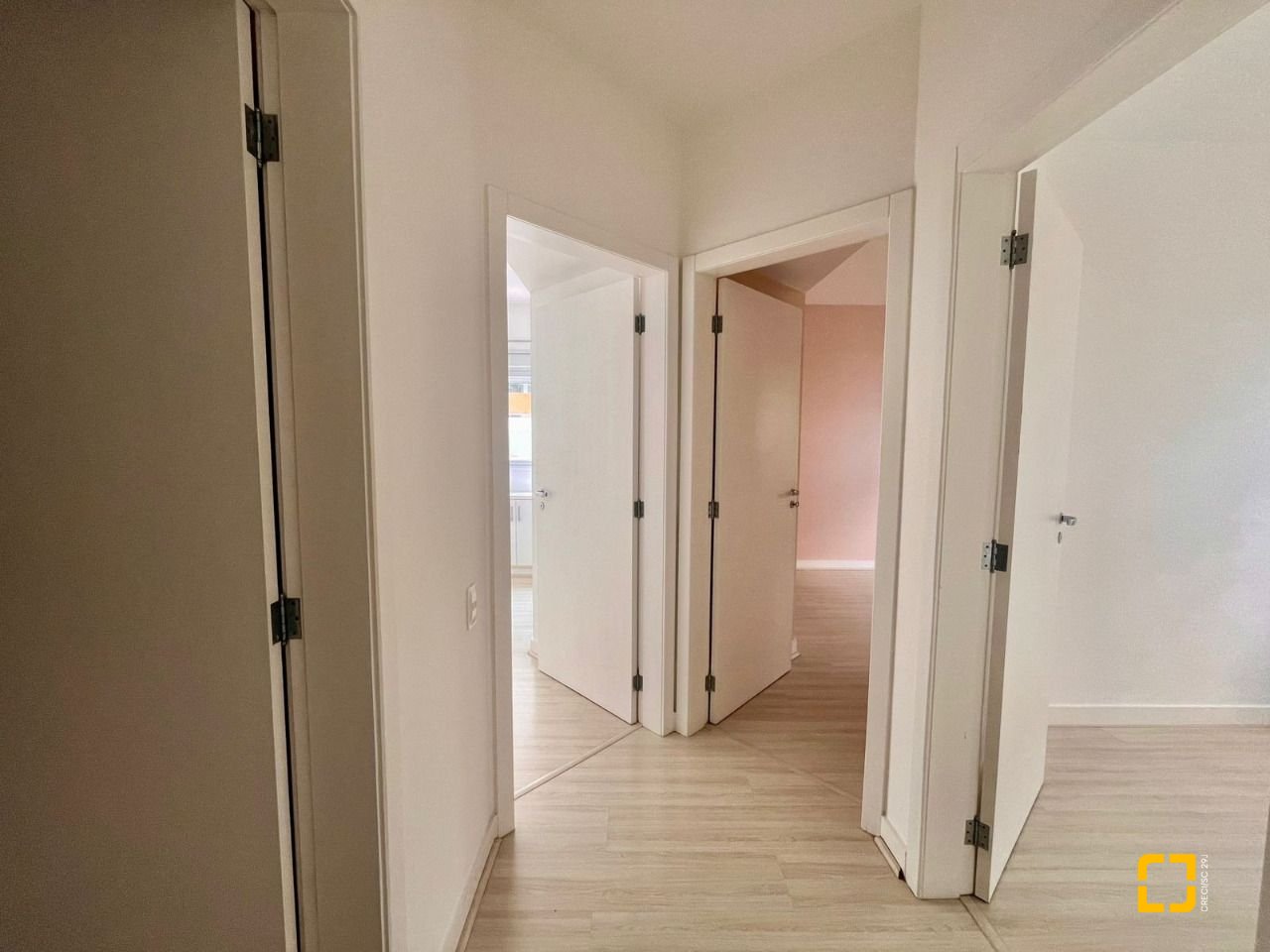 Apartamento com 75m², 4 quartos (sendo 1 suíte), 1 garagem, no bairro Itacorubi em Florianópolis