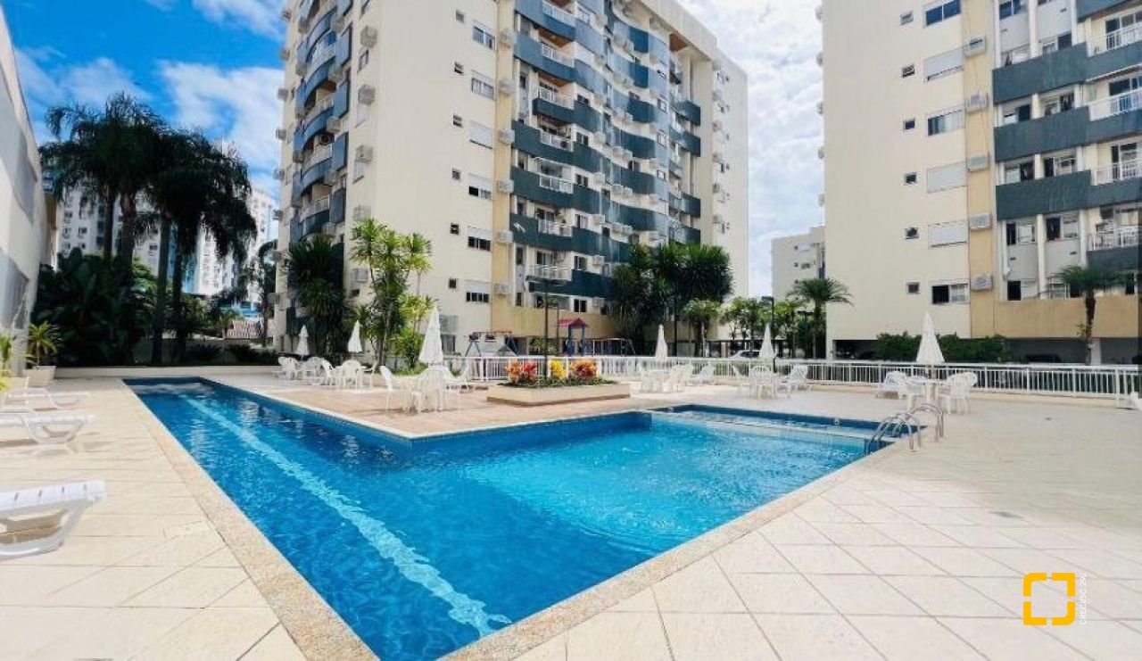 Apartamento com 75m², 4 quartos (sendo 1 suíte), 1 garagem, no bairro Itacorubi em Florianópolis