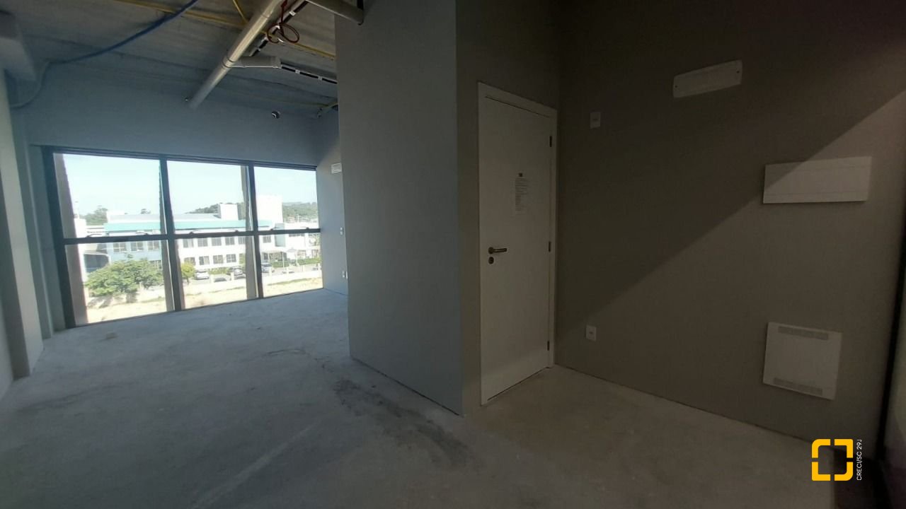 Sala com 27m², 1 garagem, no bairro Campeche em Florianópolis