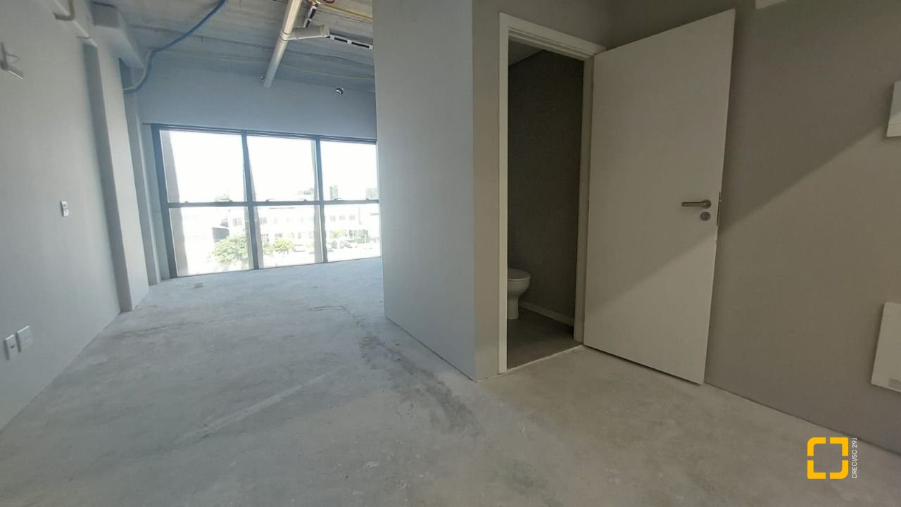 Sala com 27m², 1 garagem, no bairro Campeche em Florianópolis