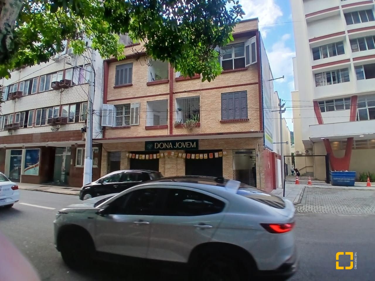 Apartamento com 93m², 3 quartos, no bairro Centro em Florianópolis