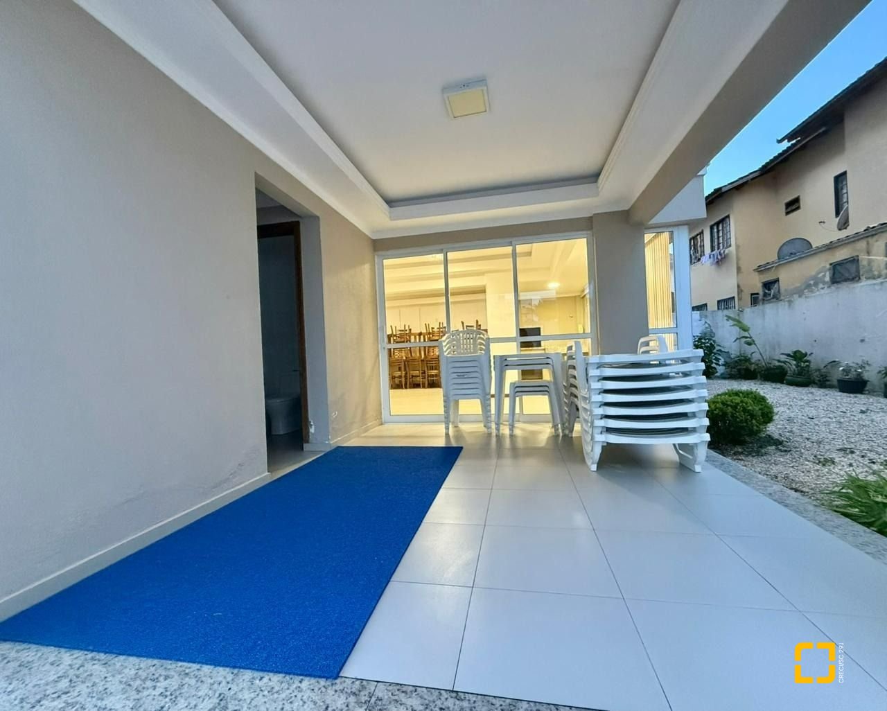 Apartamento com 80m², 3 quartos (sendo 1 suíte), 1 garagem, no bairro Ingleses em Florianópolis