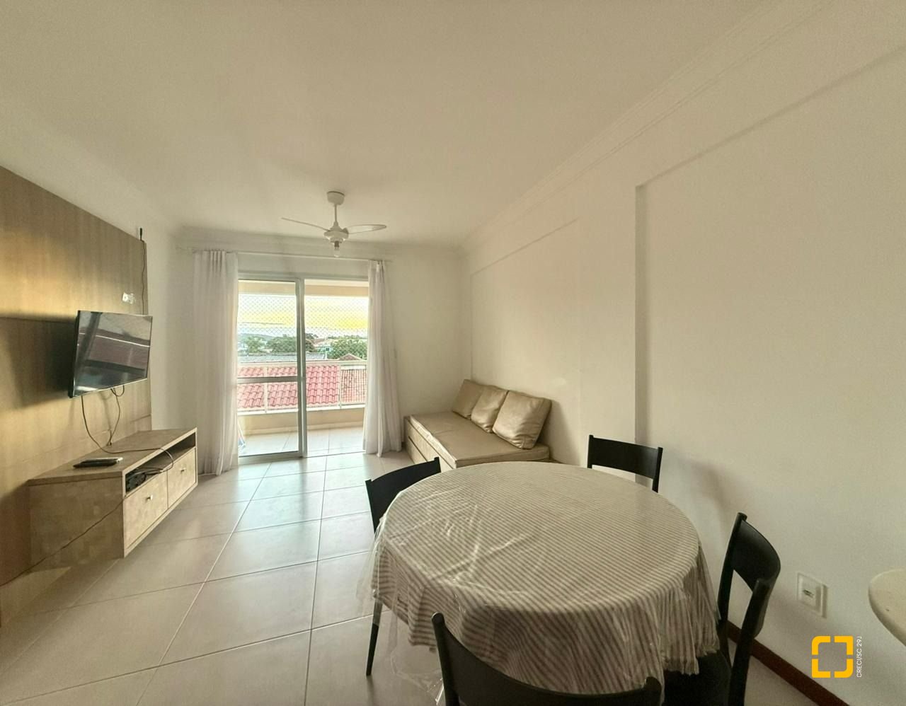 Apartamento com 80m², 3 quartos (sendo 1 suíte), 1 garagem, no bairro Ingleses em Florianópolis