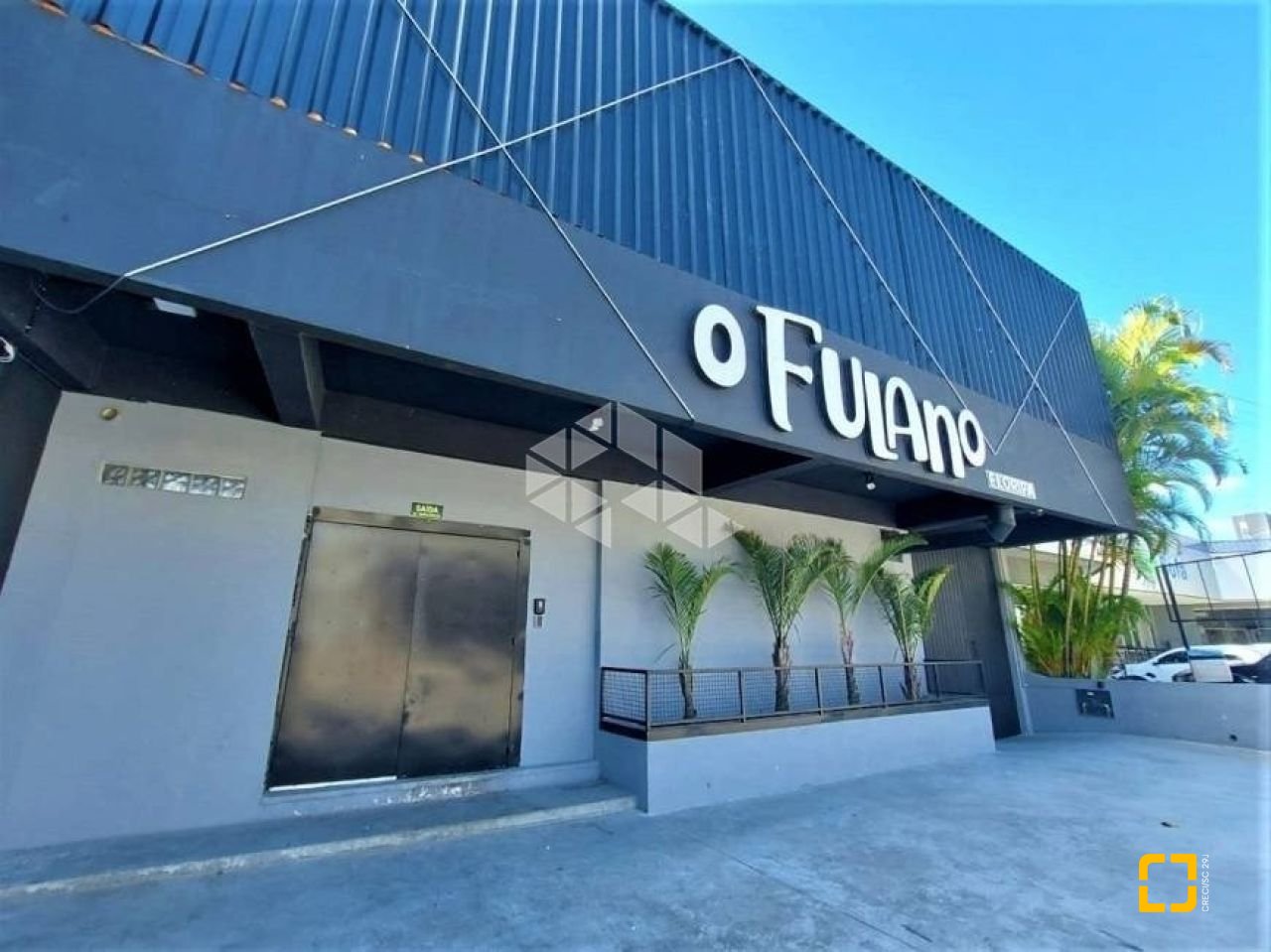 Galpão com 700m², no bairro Estreito em Florianópolis