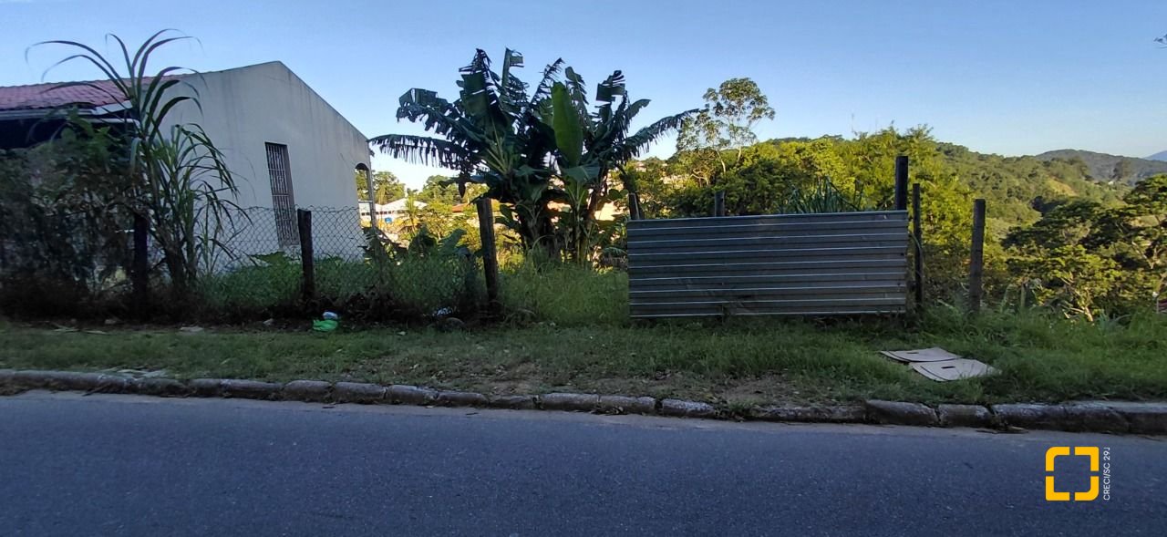 Terreno com 360m², no bairro Bela Vista II em São José