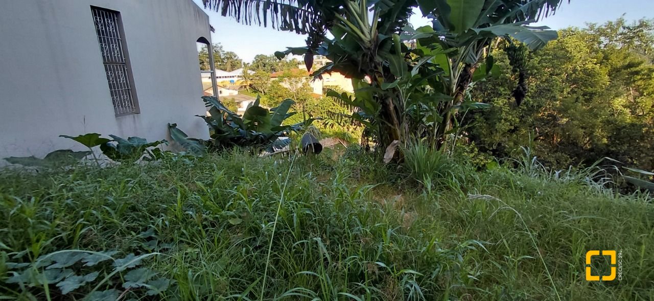 Terreno com 360m², no bairro Bela Vista II em São José