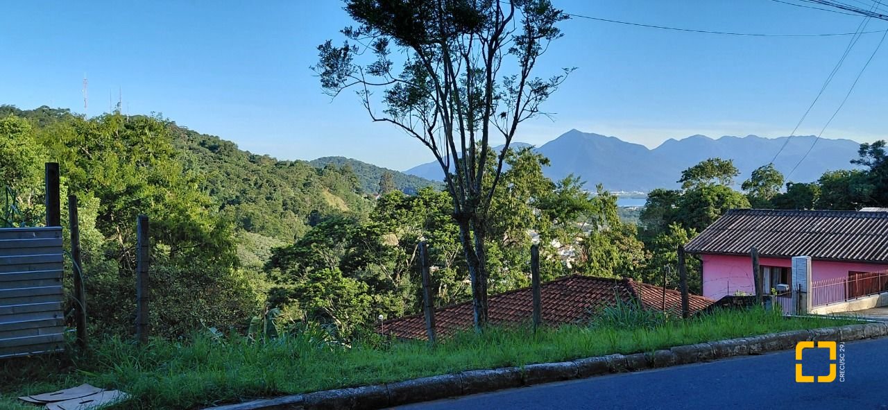 Terreno com 360m², no bairro Bela Vista II em São José
