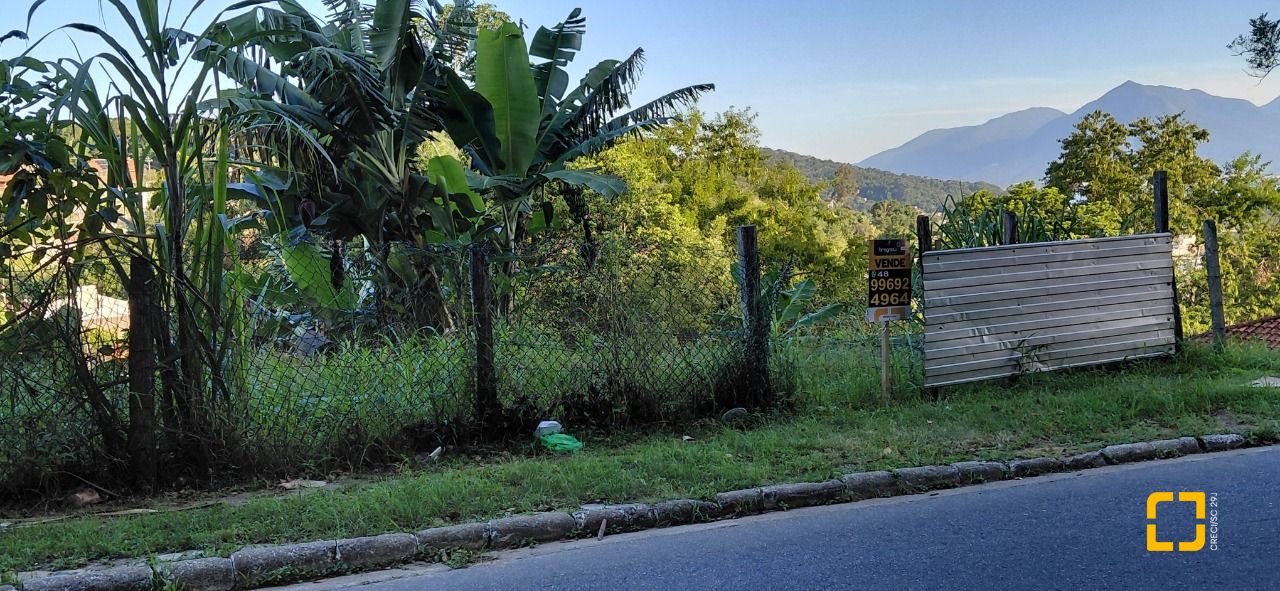 Terreno com 360m², no bairro Bela Vista II em São José