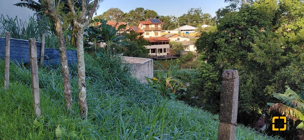 Terreno com 360m², no bairro Bela Vista II em São José