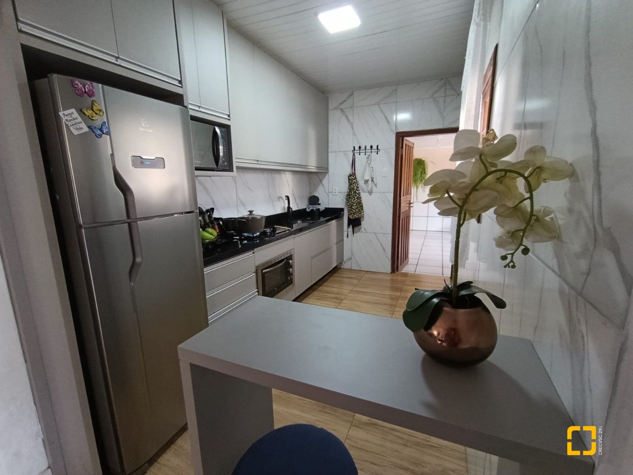 Casa com 90m², 3 quartos (sendo 1 suíte), 2 garagens, no bairro Universitário em Biguaçu