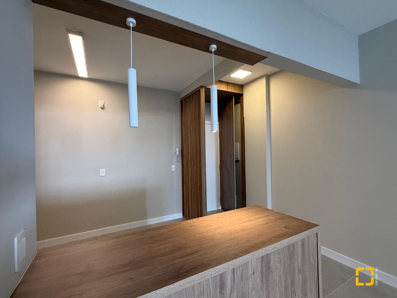 Apartamento com 97m², 4 quartos (sendo 1 suíte), 1 garagem, no bairro Centro em Florianópolis
