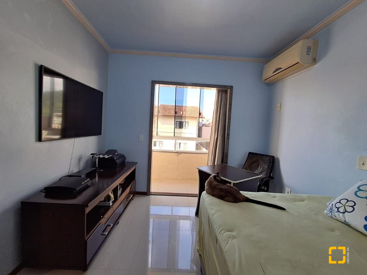 Apartamento com 50m², 3 quartos (sendo 1 suíte), 1 garagem, no bairro Ingleses em Florianópolis