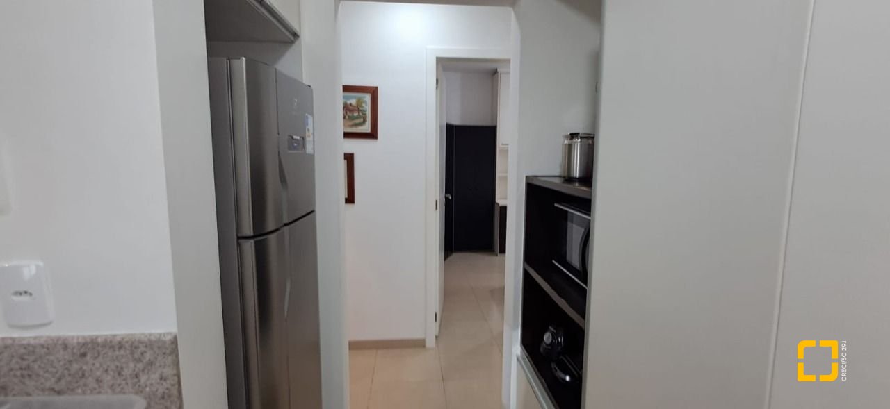 Apartamento com 83m², 4 quartos (sendo 2 suítes), 1 garagem, no bairro Jurerê Internacional em Florianópolis