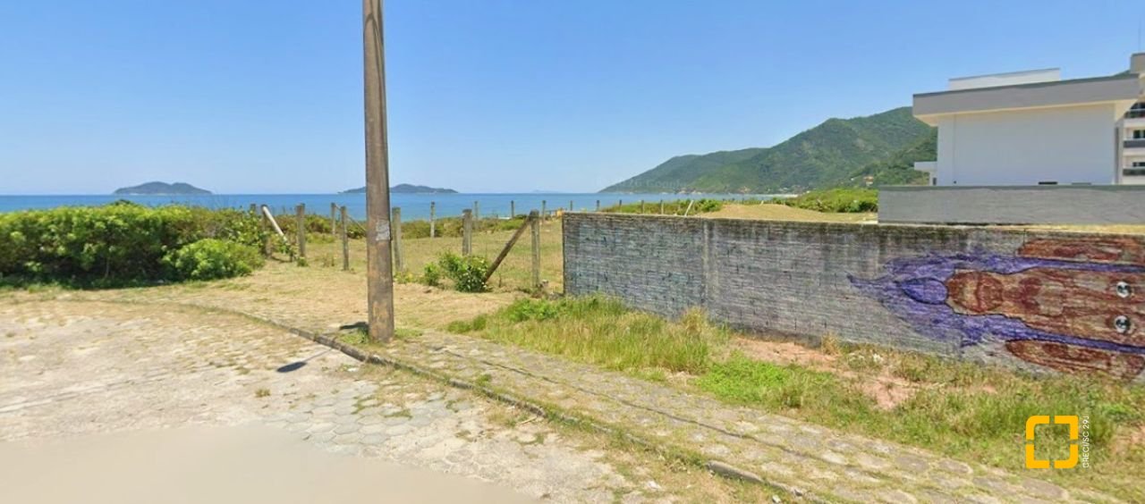 Terreno com 1440m², no bairro Açores em Florianópolis