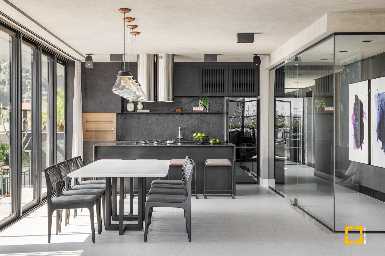 Apartamento com 73m², 3 quartos (sendo 1 suíte), 1 garagem, no bairro Centro em Florianópolis