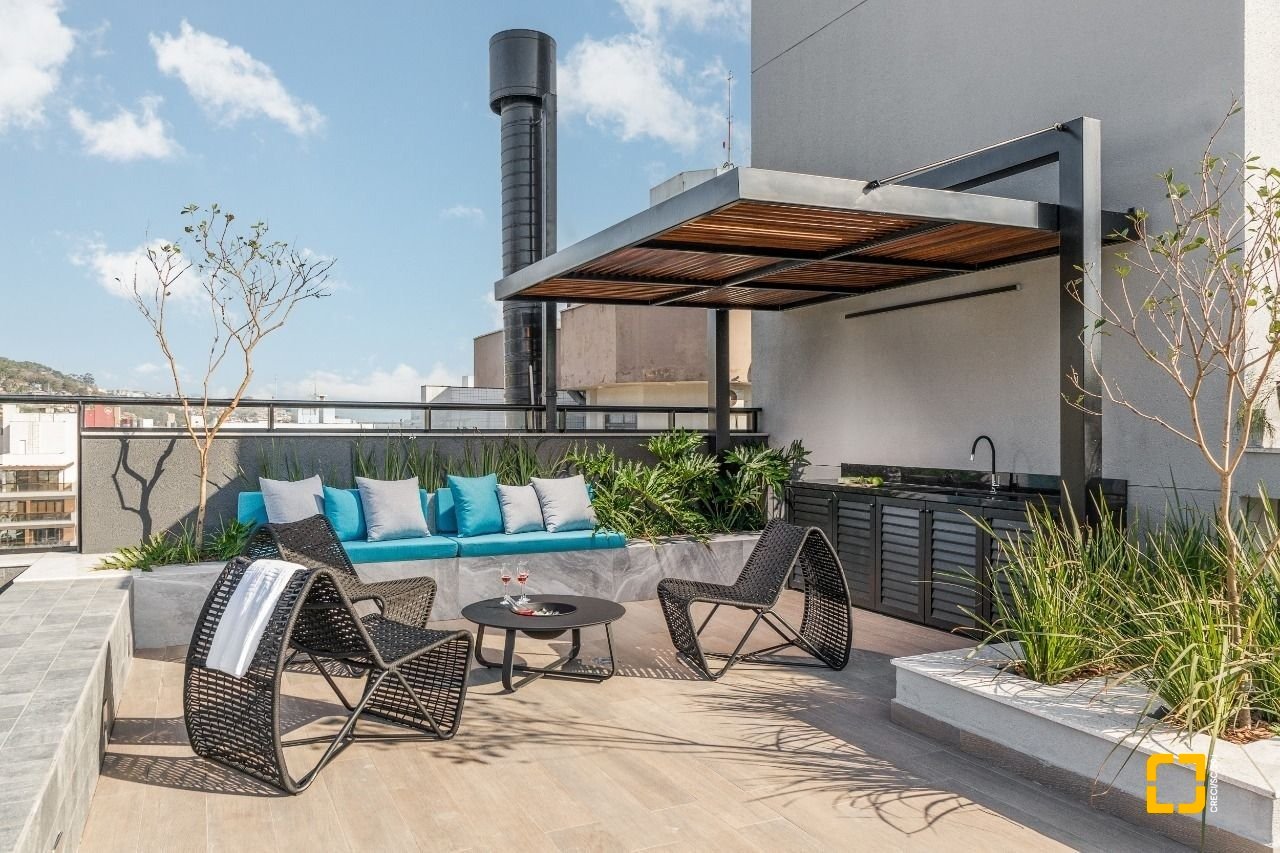 Apartamento com 73m², 3 quartos (sendo 1 suíte), 1 garagem, no bairro Centro em Florianópolis
