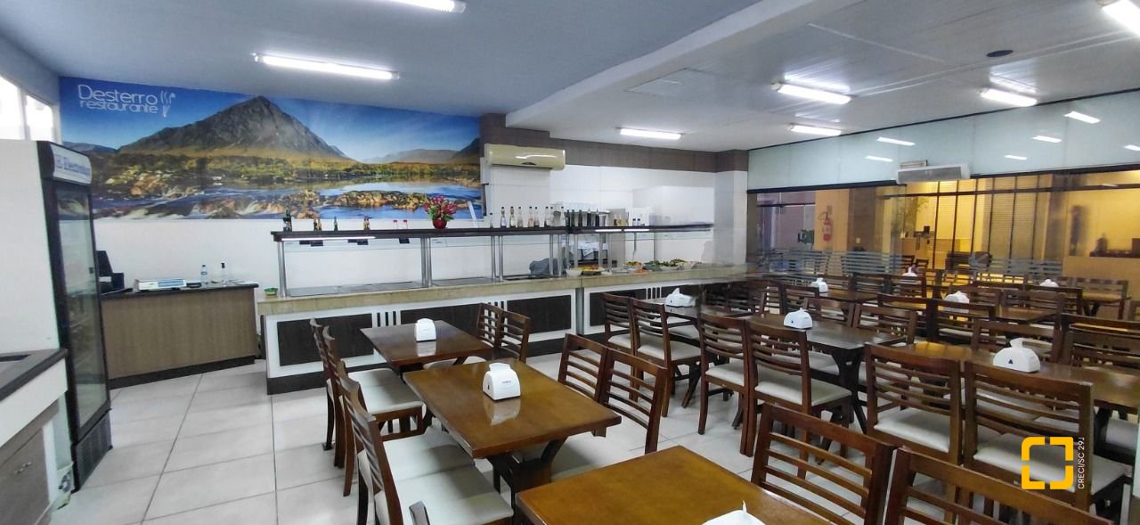 Loja com 111m², 1 garagem, no bairro Centro em Florianópolis