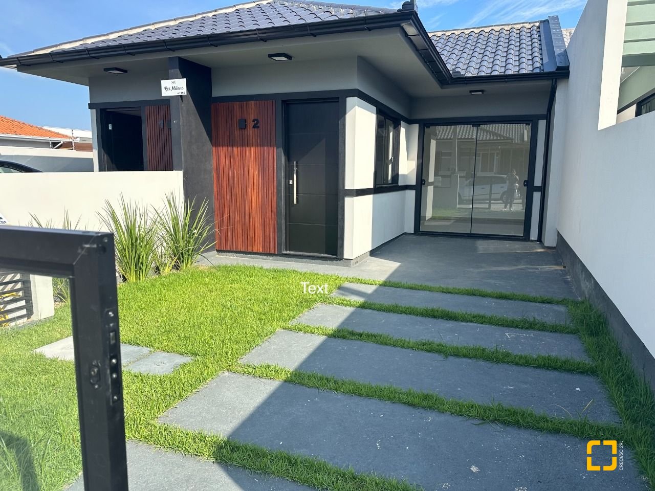 Casa de Condomínio com 47m², 2 quartos, 2 garagens, no bairro Forquilhas em São José