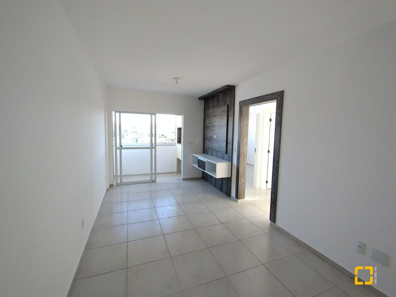 Apartamento com 58m², 2 quartos, 1 garagem, no bairro Serraria em São José
