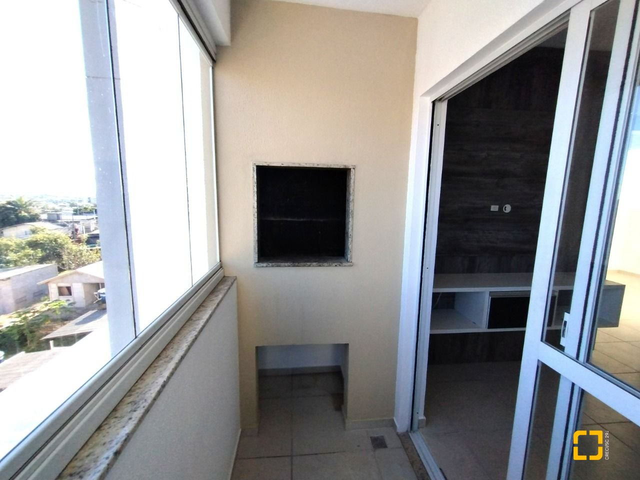 Apartamento com 58m², 2 quartos, 1 garagem, no bairro Serraria em São José
